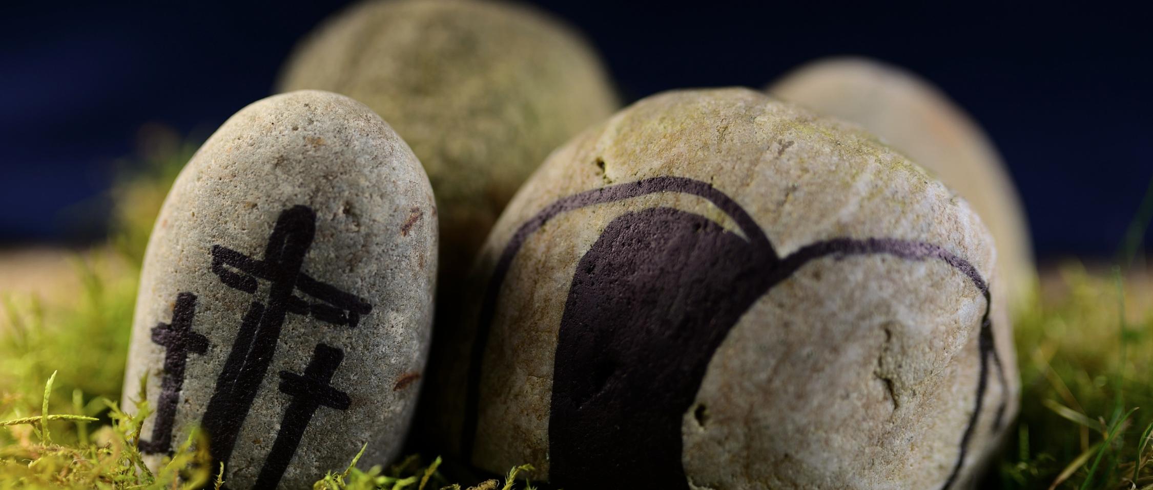 stones-7004960_by_congerdesign_pixabay_pfarrbriefservice